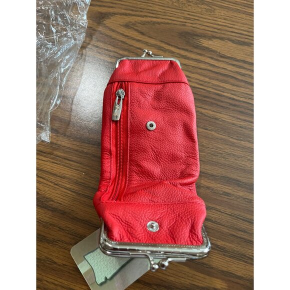 Red leather double clip and zippered cigarette case - Picture 2 of 6